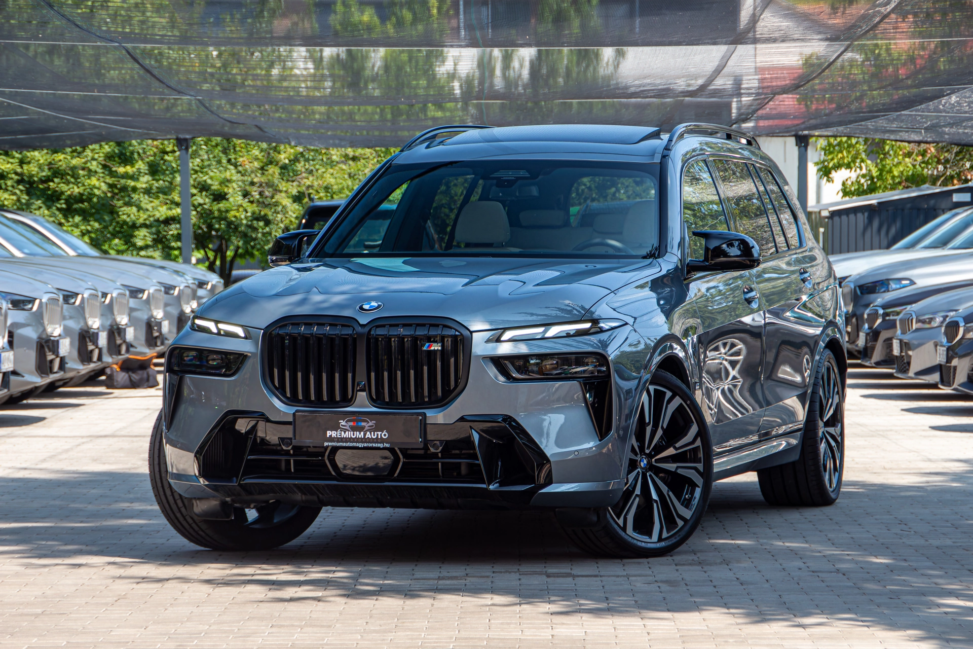 BMW X7 M60i xDrive Azonosító: M117