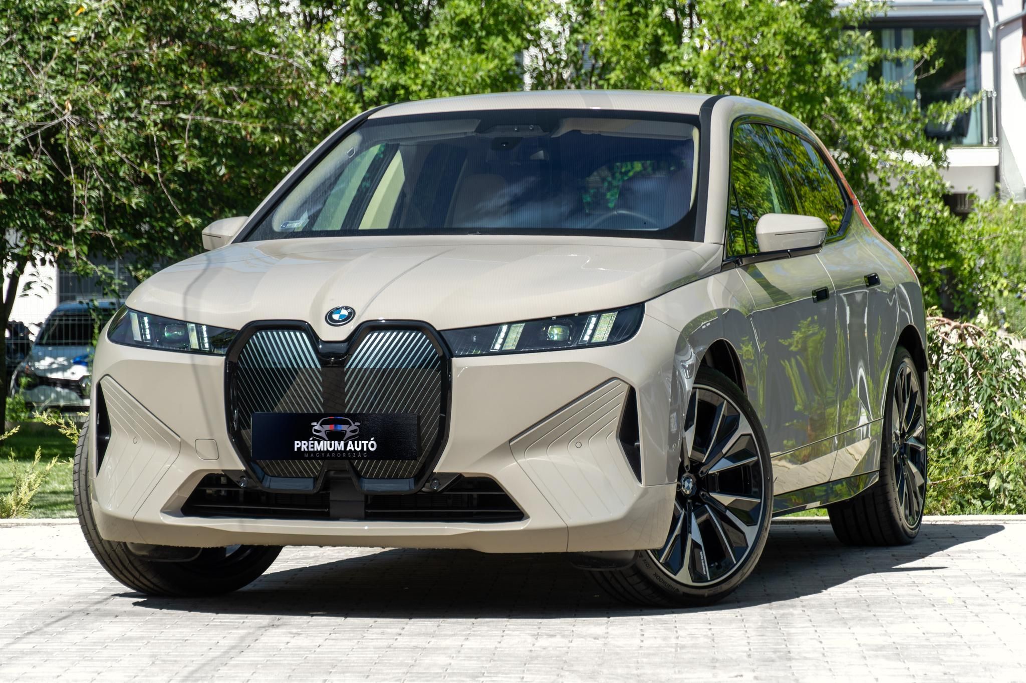 IX xDrive45 94,8kWh PARKING-ASSIST-PRO.DRIVING ASSISTANT PROFESSIONAL.H/K.360KAMERA.ÁFÁS!