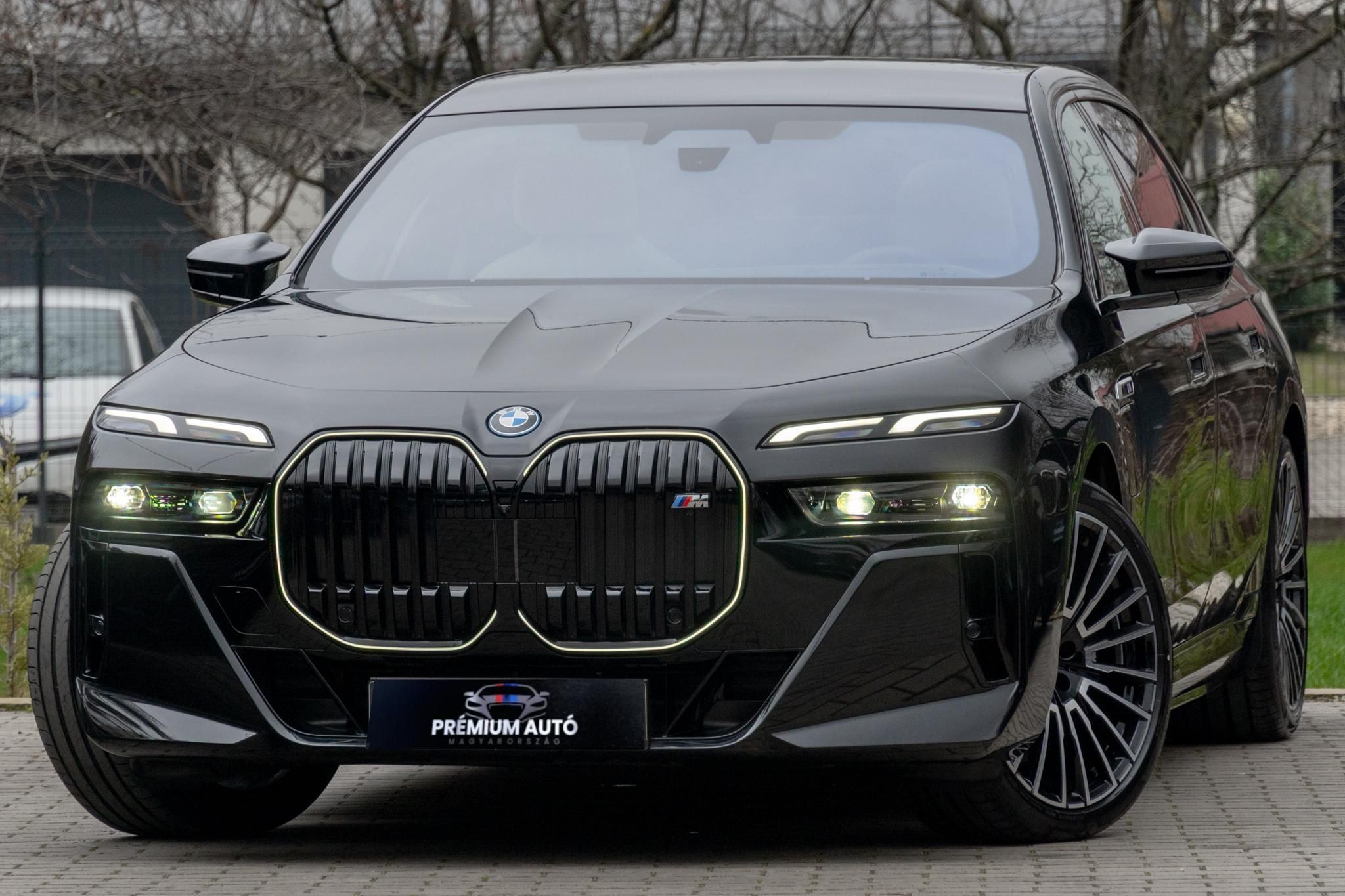 760 M760e xDrive (Automata) 2026.DRIVING.ASSZISZT.PRO.SKY LOUNGE.MASSZÁZS.ÁFÁS!