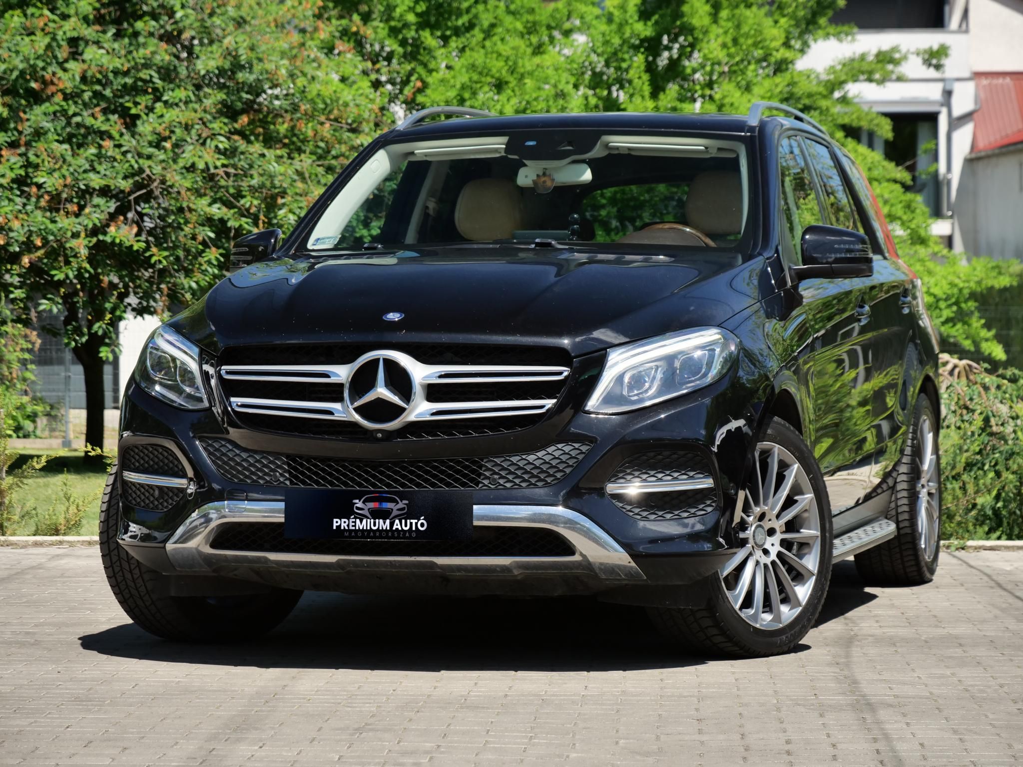 GLE 350 d 4Matic (Automata) LED.NAPFÉNYTETŐ.VONÓGOROG.LÉGRUGÓ.360 KAMERA